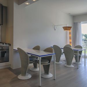 Suite à 2 Chambres à Coucher